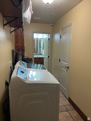 11159 S VIA ENCANTADA WAY, South Jordan, UT 84095