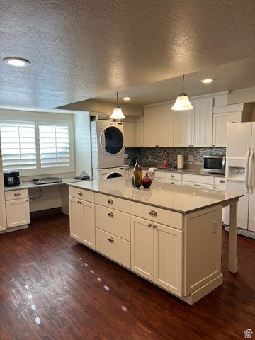 11159 S VIA ENCANTADA WAY, South Jordan, UT 84095