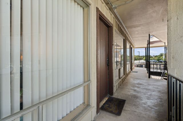 5001 Bowser Avenue 115, Dallas, TX 75209