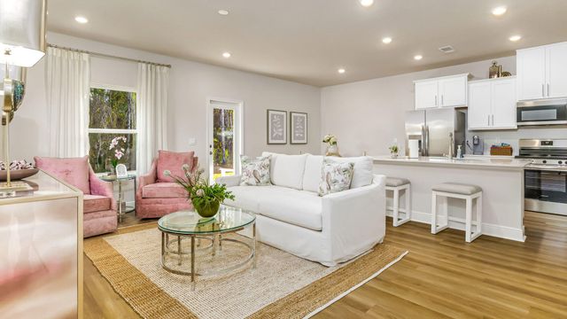 26 Hatten Court, Mary Esther, FL 32569