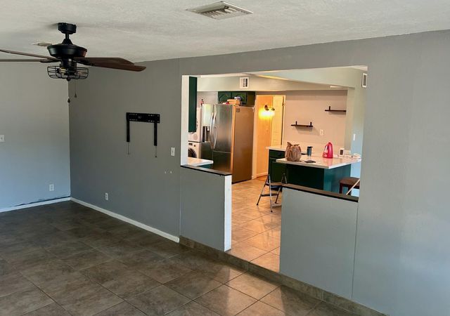 2012 E Tonopah Drive, Phoenix, AZ 85024