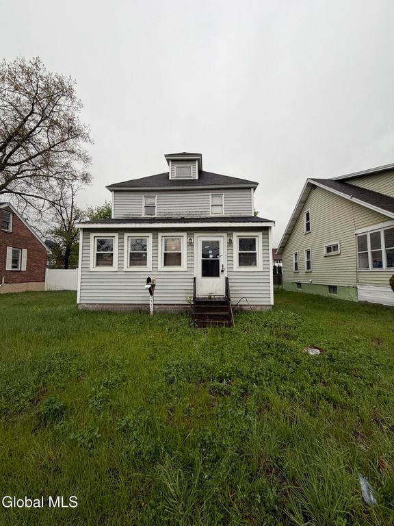 3110 Albany Street, Schenectady, NY 12304