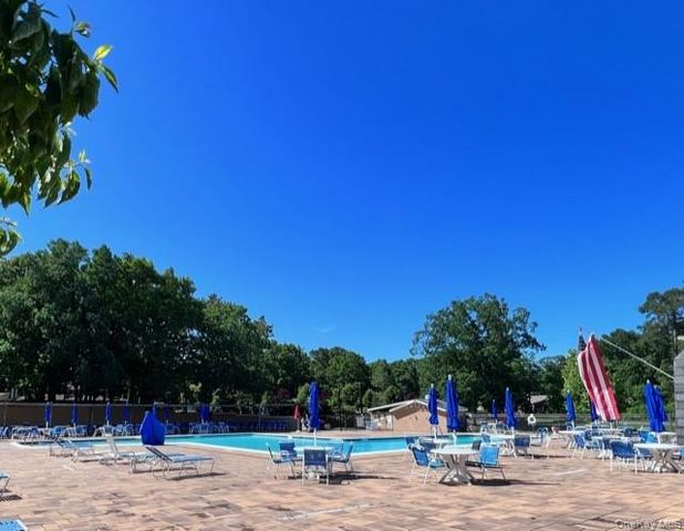 134 Eastbourne Court D, Ridge, NY 11961