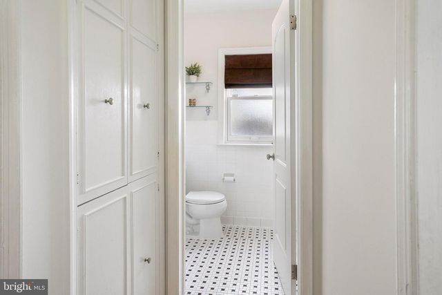 3438 N GEORGE MASON DR N, Arlington, VA 22207