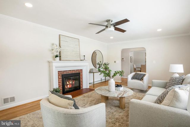 3438 N GEORGE MASON DR N, Arlington, VA 22207