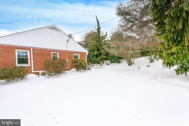 3438 N GEORGE MASON DR N, Arlington, VA 22207