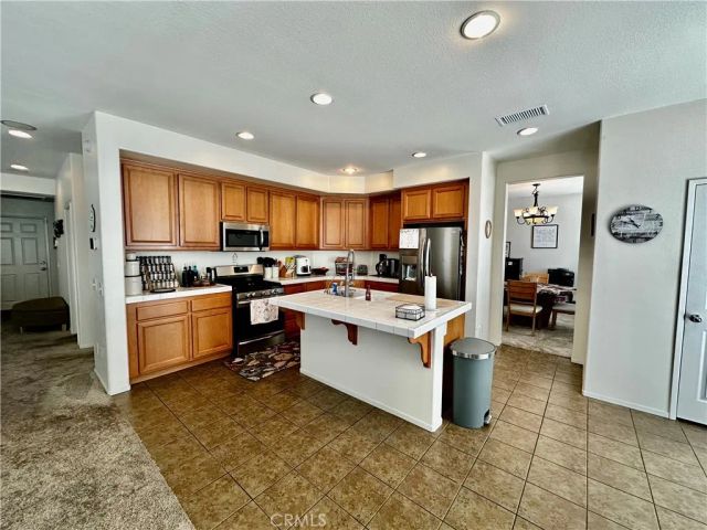 22 Helen, Beaumont, CA 92223