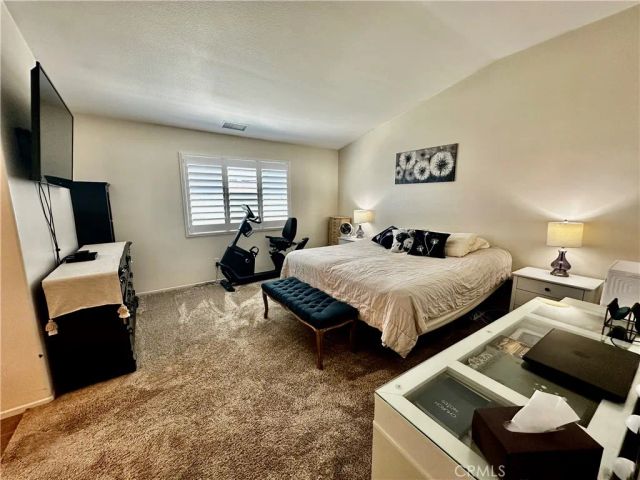 22 Helen, Beaumont, CA 92223