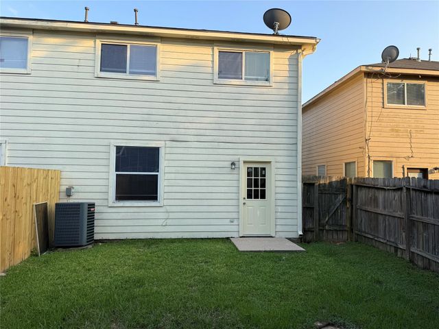 6410 Waldron Drive A, Houston, TX 77084