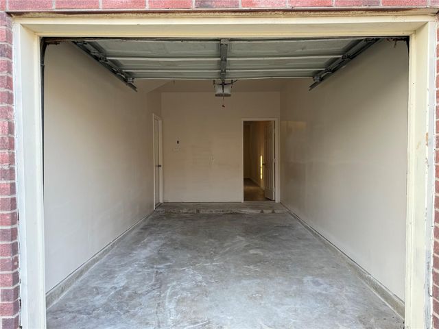 6410 Waldron Drive A, Houston, TX 77084
