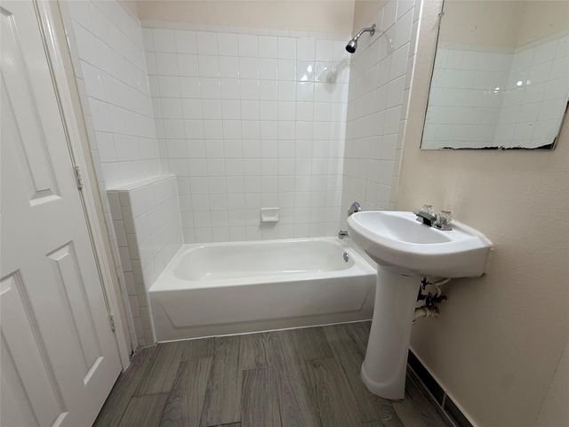 6410 Waldron Drive A, Houston, TX 77084