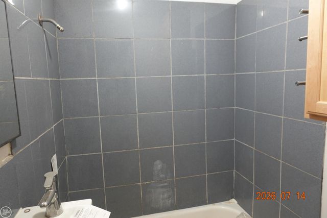 21804 Rosedale Street, Saint Clair Shores, MI 48080