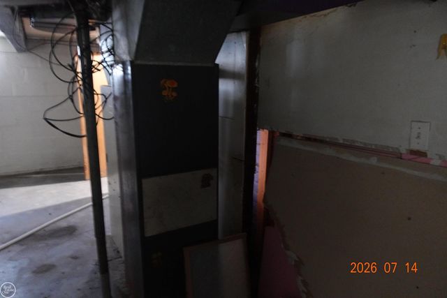 21804 Rosedale Street, Saint Clair Shores, MI 48080