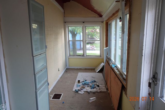 21804 Rosedale Street, Saint Clair Shores, MI 48080