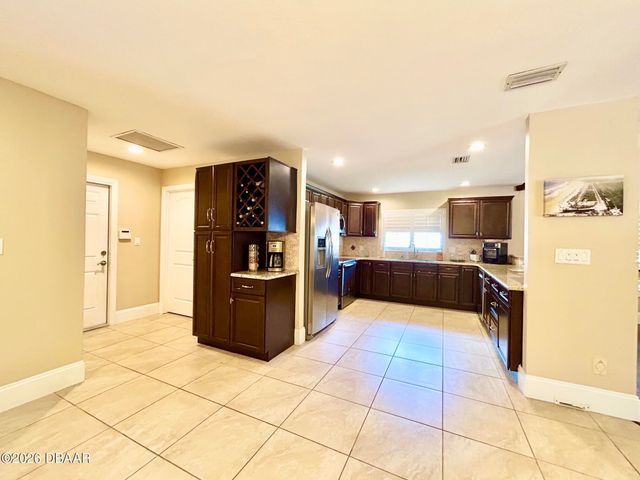 123 Rio Pinar Drive, Ormond Beach, FL 32174