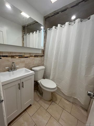 245 Warren Street, Uniondale, NY 11553