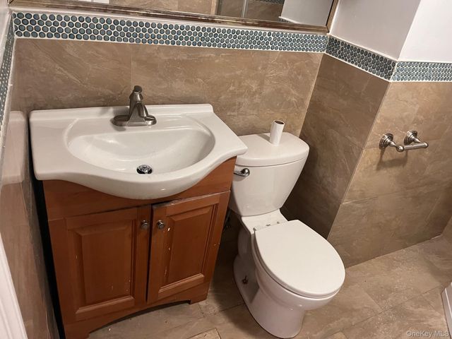 245 Warren Street, Uniondale, NY 11553