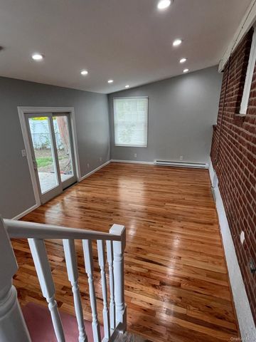 245 Warren Street, Uniondale, NY 11553