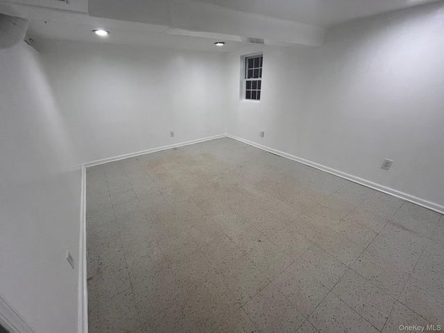245 Warren Street, Uniondale, NY 11553