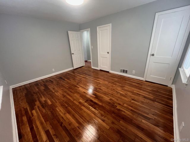 245 Warren Street, Uniondale, NY 11553