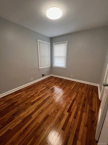 245 Warren Street, Uniondale, NY 11553