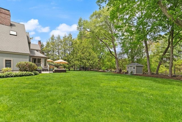 9 Perkins Lane, Lynnfield, MA 01940