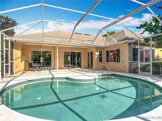 16 Ryewood Circle, Homosassa, FL 34446