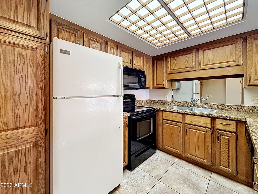 10330 W Thunderbird Boulevard A303, Sun City, AZ 85351 — exterior