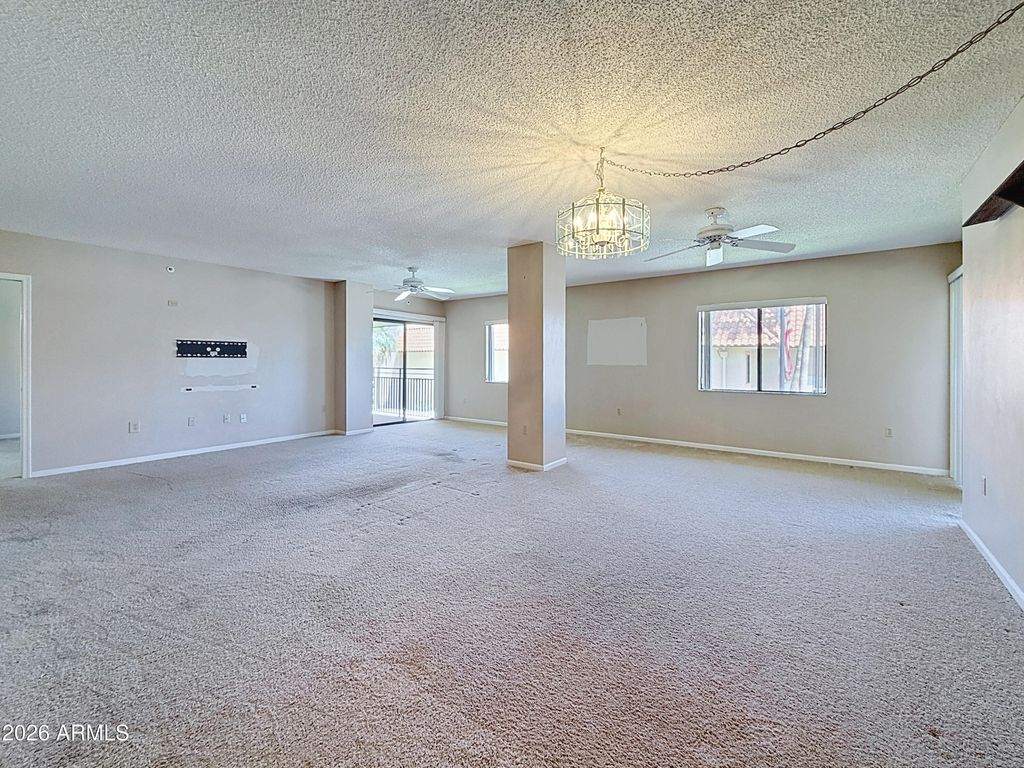 10330 W Thunderbird Boulevard A303, Sun City, AZ 85351 — photo 3