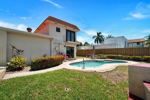 1901 N Riverside Drive Apt 1, Pompano Beach, FL 33062