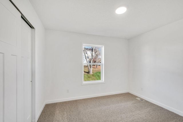 4883 Noble Drive NW, Rochester, MN 55901