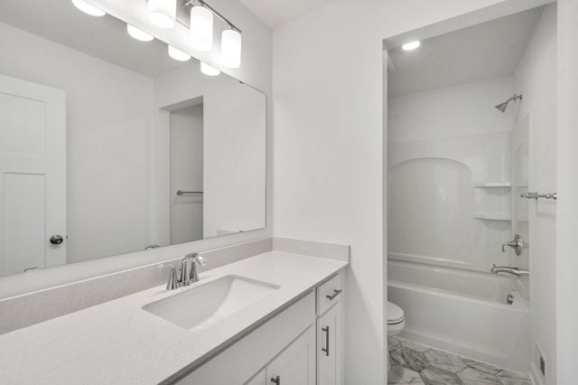 4883 Noble Drive NW, Rochester, MN 55901