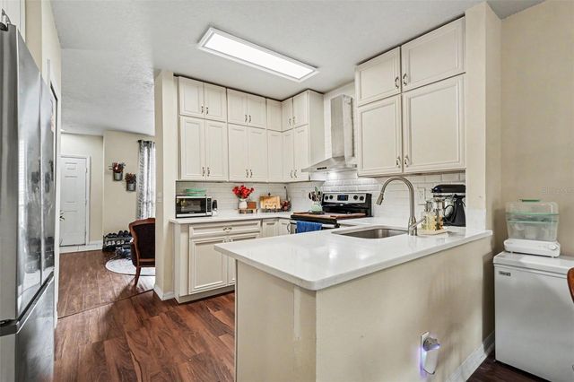 30153 BARNABY LANE, Wesley Chapel, FL 33543