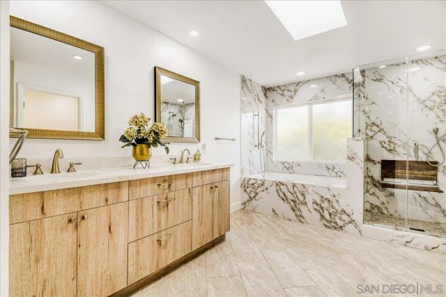 2552 Arnott Street, San Diego, CA 92110