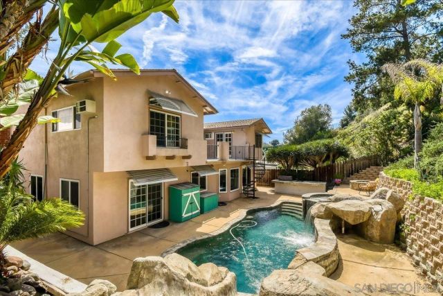 2552 Arnott Street, San Diego, CA 92110