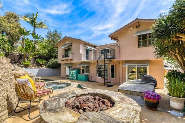 2552 Arnott Street, San Diego, CA 92110