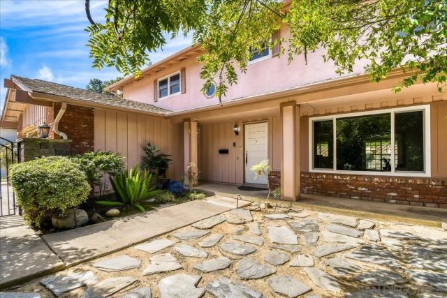 2552 Arnott Street, San Diego, CA 92110