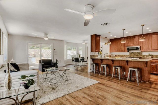 2552 Arnott Street, San Diego, CA 92110