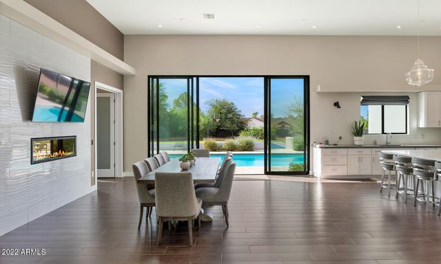 10195 E CACTUS Road, Scottsdale, AZ 85260