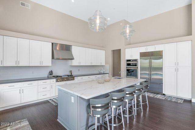 10195 E CACTUS Road, Scottsdale, AZ 85260
