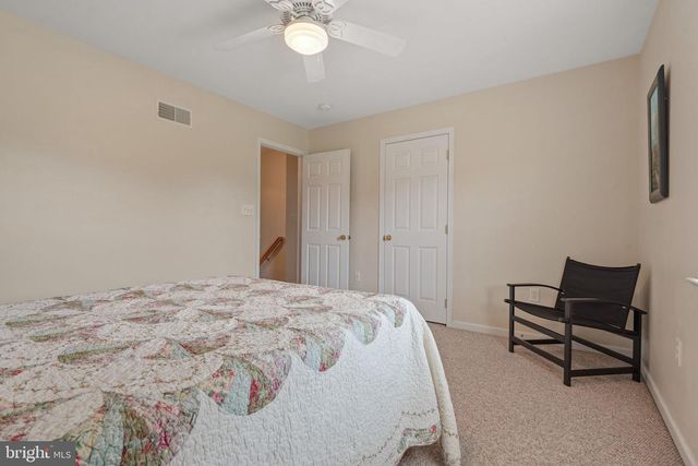 11 PARKVIEW DR, Seven Valleys, PA 17360