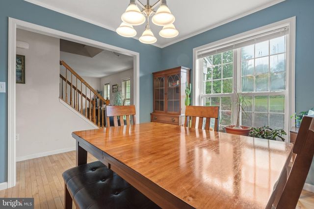 11 PARKVIEW DR, Seven Valleys, PA 17360
