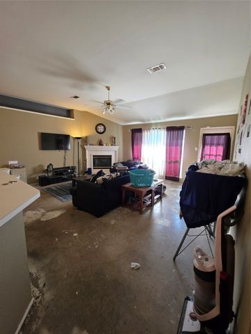 4412 Fox Meadows Lane, Mansfield, TX 76063