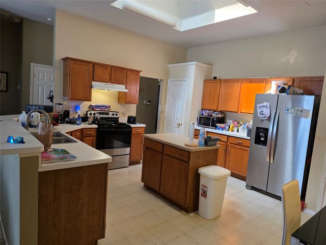 4412 Fox Meadows Lane, Mansfield, TX 76063