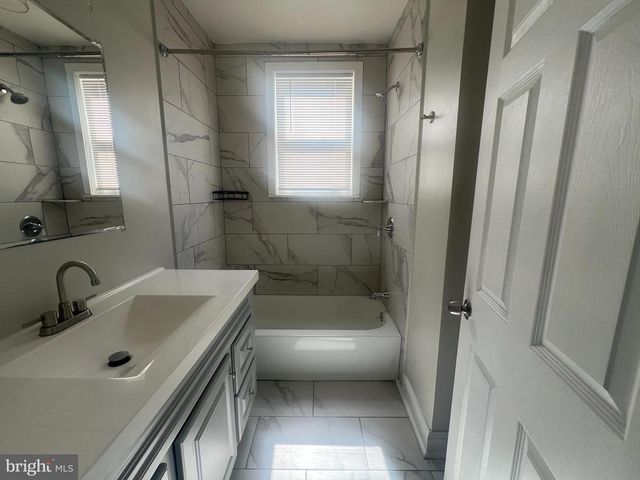3031 SHANNON DR, Baltimore, MD 21213
