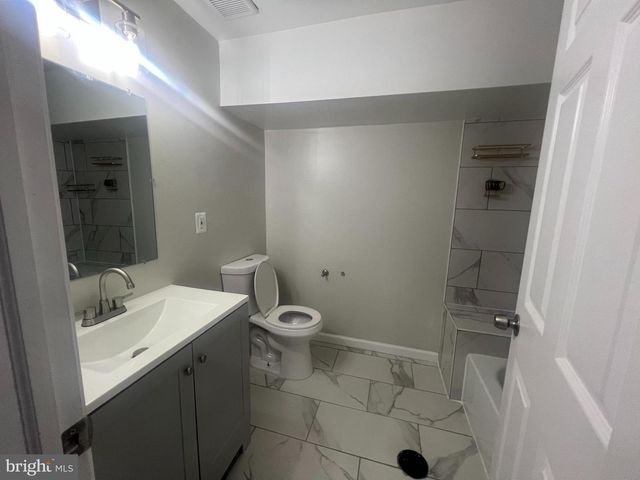 3031 SHANNON DR, Baltimore, MD 21213