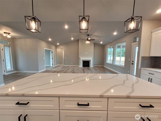 22 Raven Lane, Elma, WA 98541