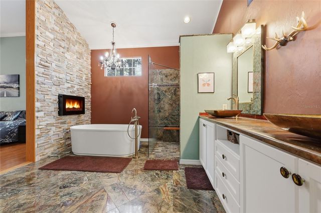 4249 NW 56TH WAY, Gainesville, FL 32606