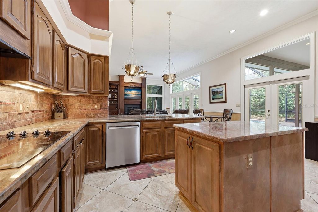 Image 13 of property listing at 4249 NW 56TH WAY, Gainesville, FL 32606