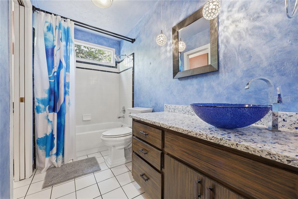 Image 27 of property listing at 4249 NW 56TH WAY, Gainesville, FL 32606